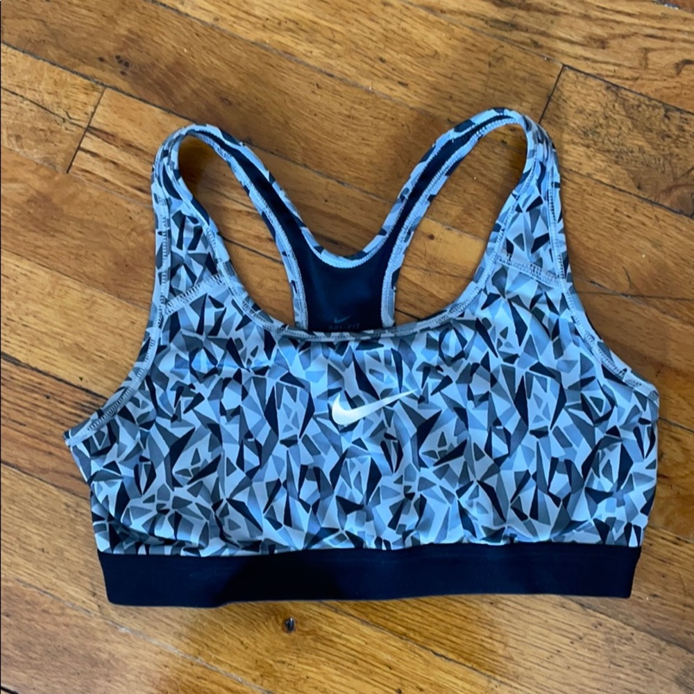 Nike dri-fit sports bra